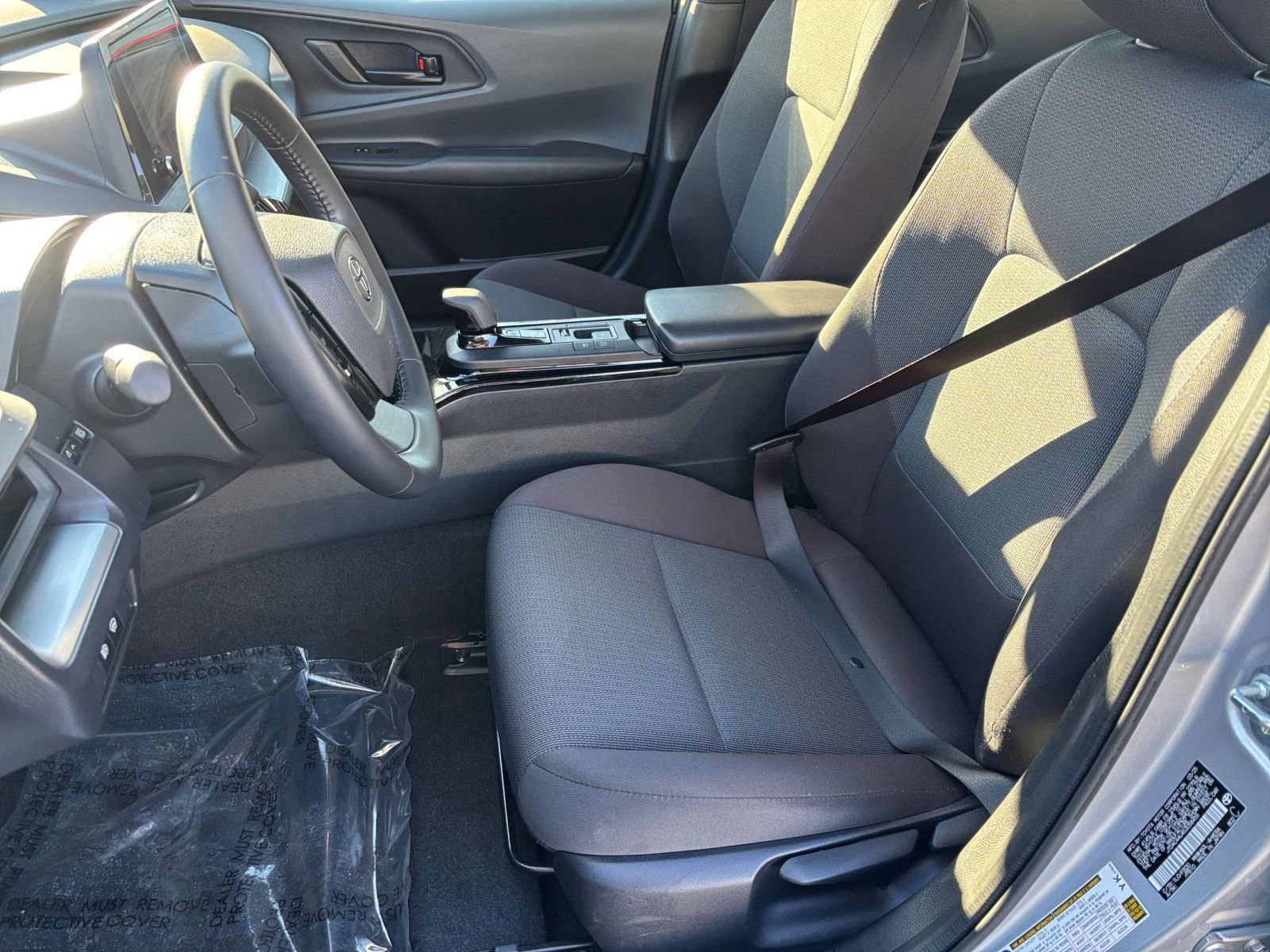 Thumbnail: 2025 Toyota Prius - 32