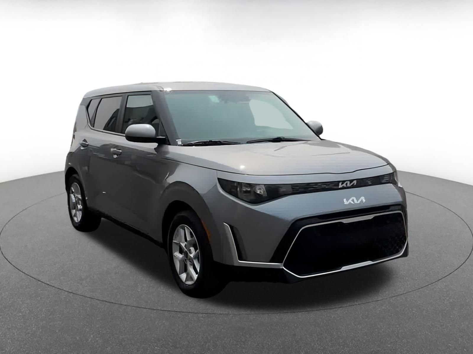 Thumbnail: 2023 Kia Soul - 3