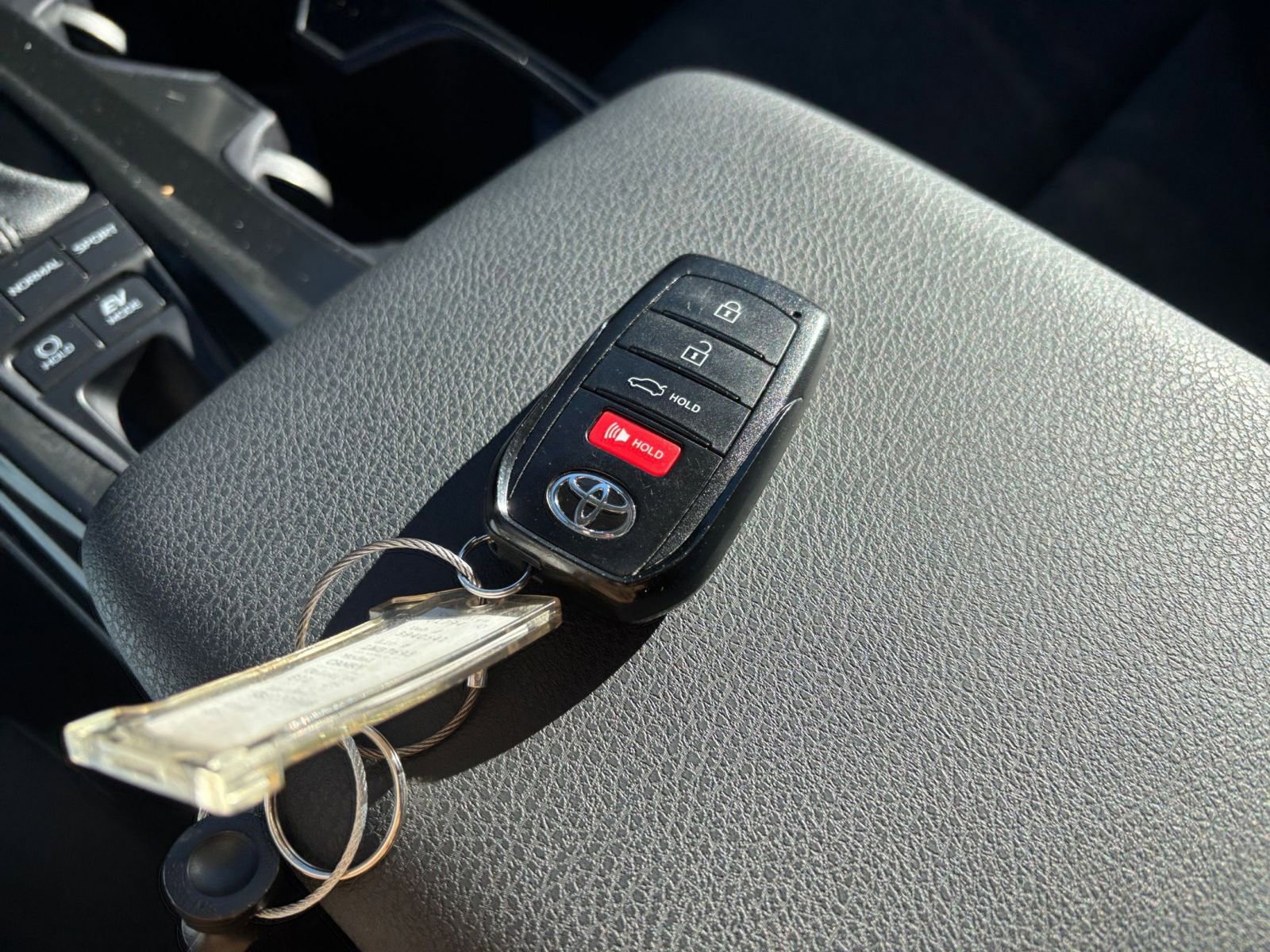 Thumbnail: 2025 Toyota Camry - 21