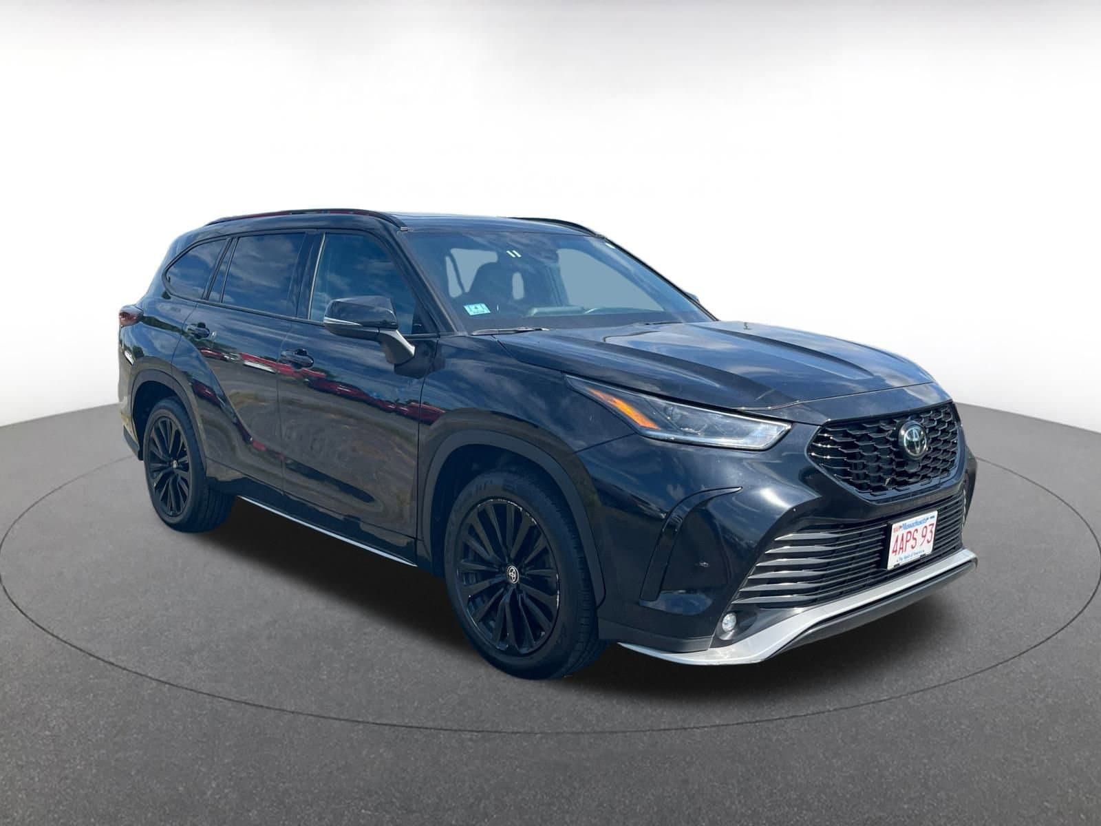 Thumbnail: 2024 Toyota Highlander - 1