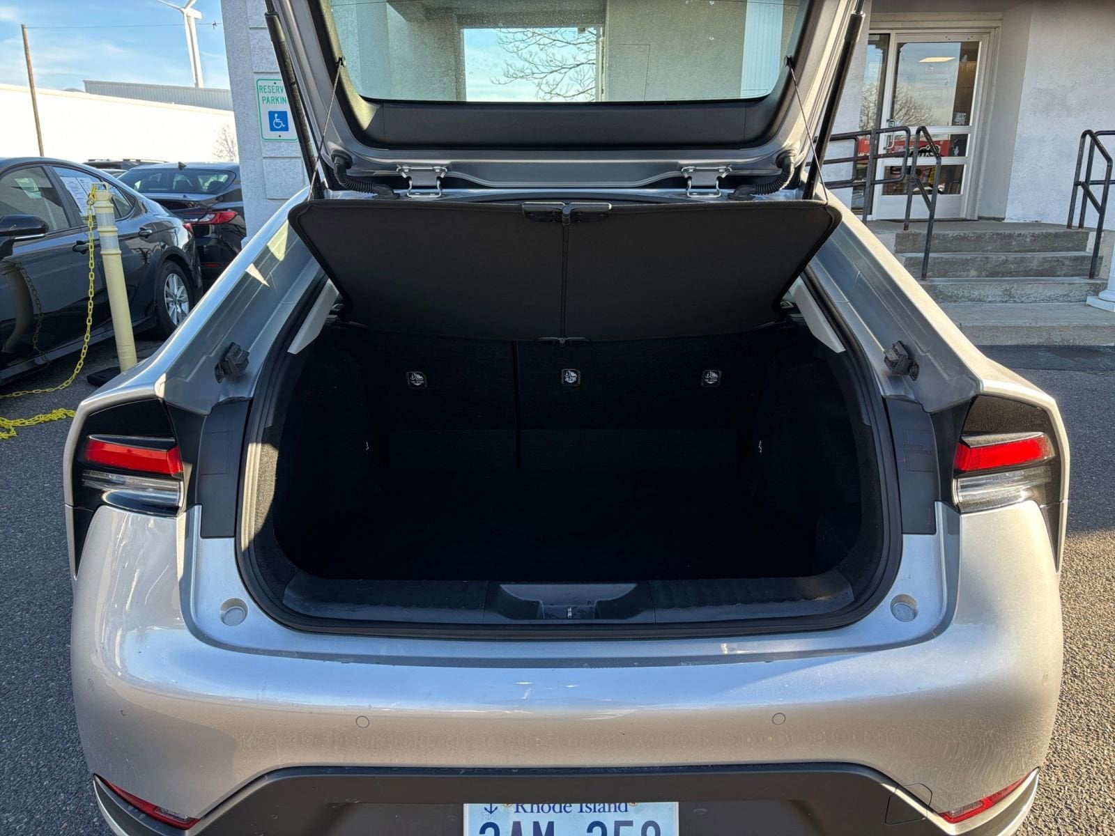 Thumbnail: 2025 Toyota Prius - 27