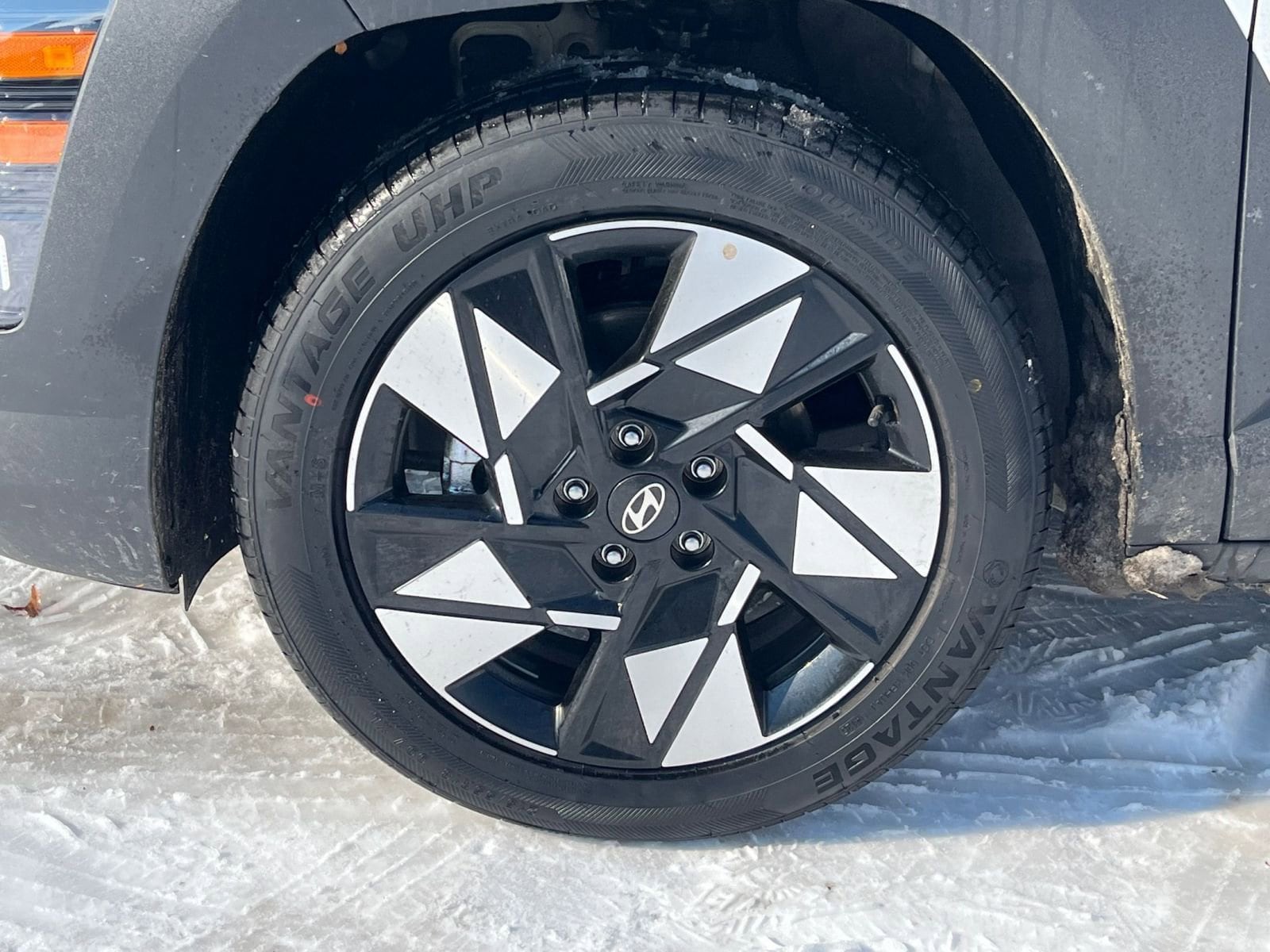 Thumbnail: 2025 Hyundai Kona - 29