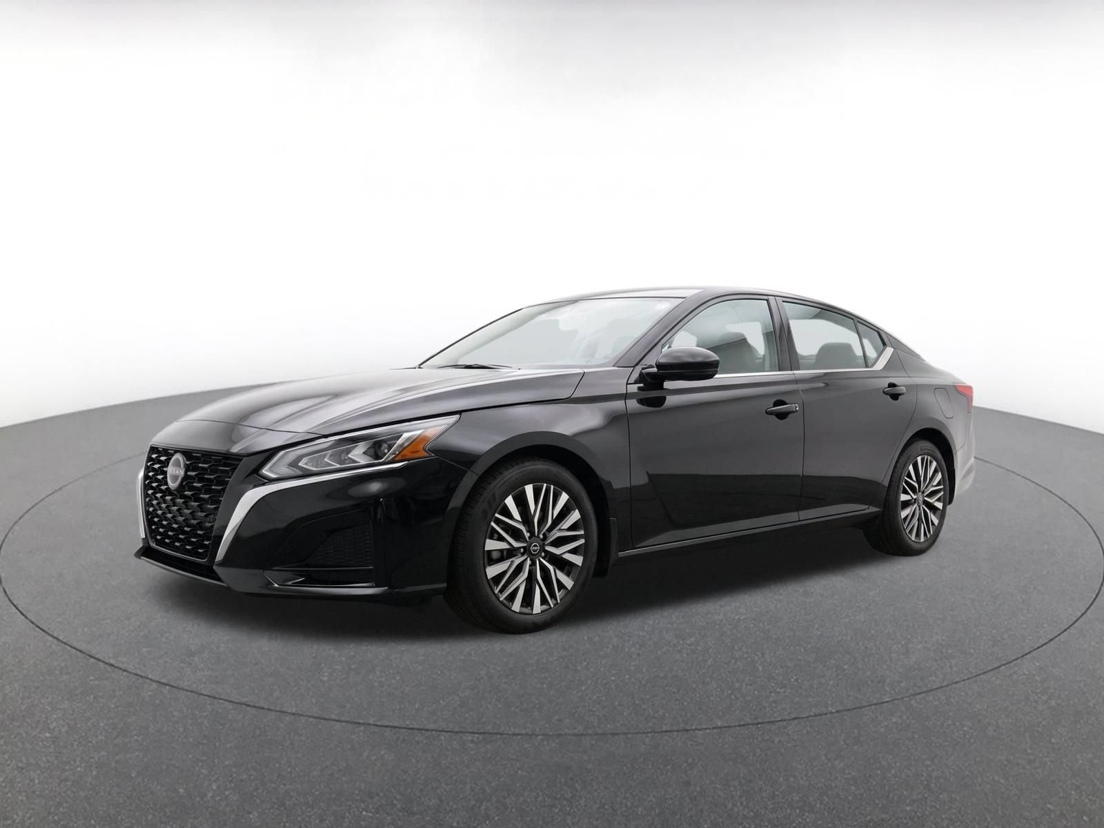 Thumbnail: 2026 Nissan Altima - 3