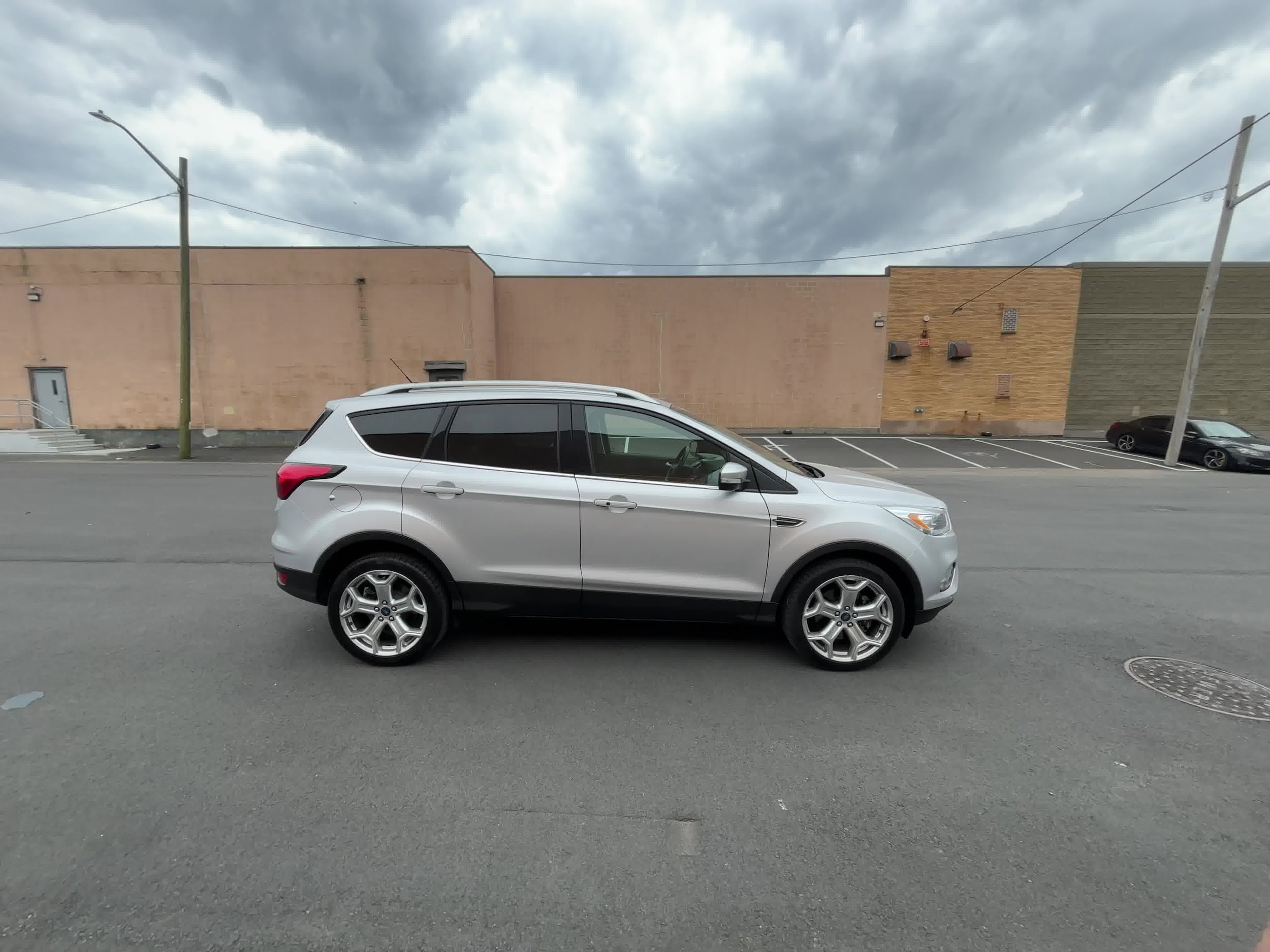 2019 Ford Escape Titanium 16