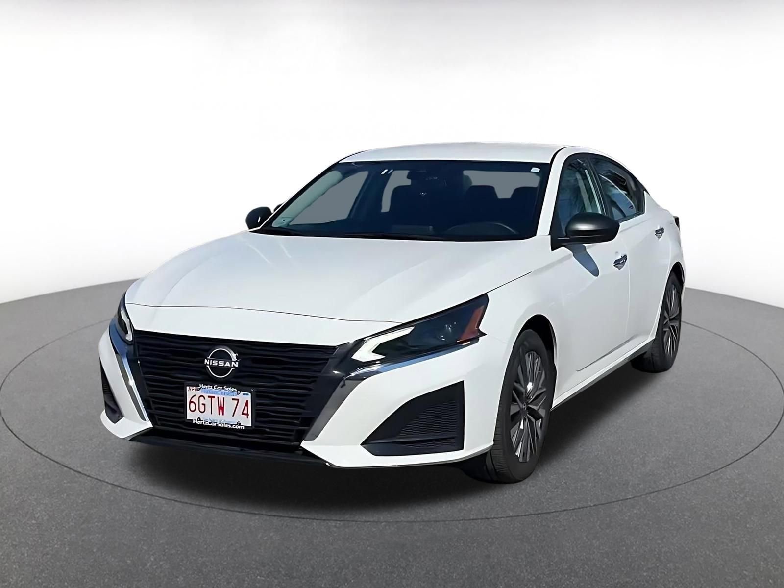 Thumbnail: 2025 Nissan Altima - 4