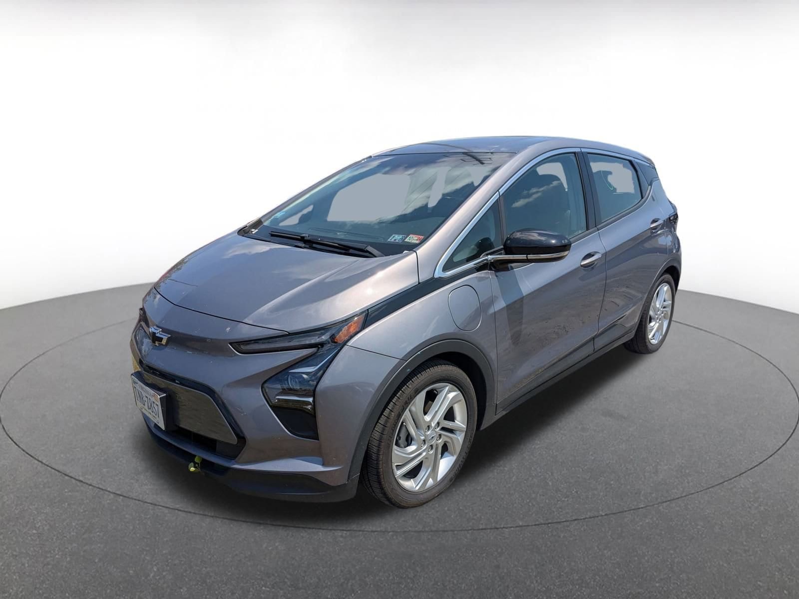 Thumbnail: 2023 Chevrolet Bolt EV - 3