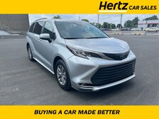 2023 Toyota Sienna XLE -
                Lynn, MA