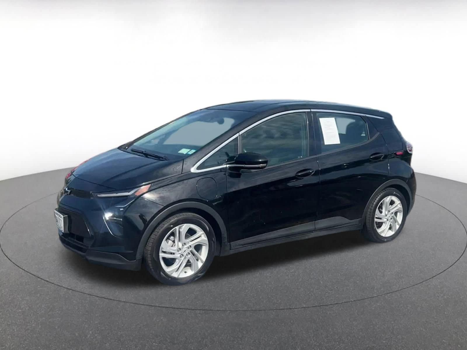 Thumbnail: 2023 Chevrolet Bolt EV - 8
