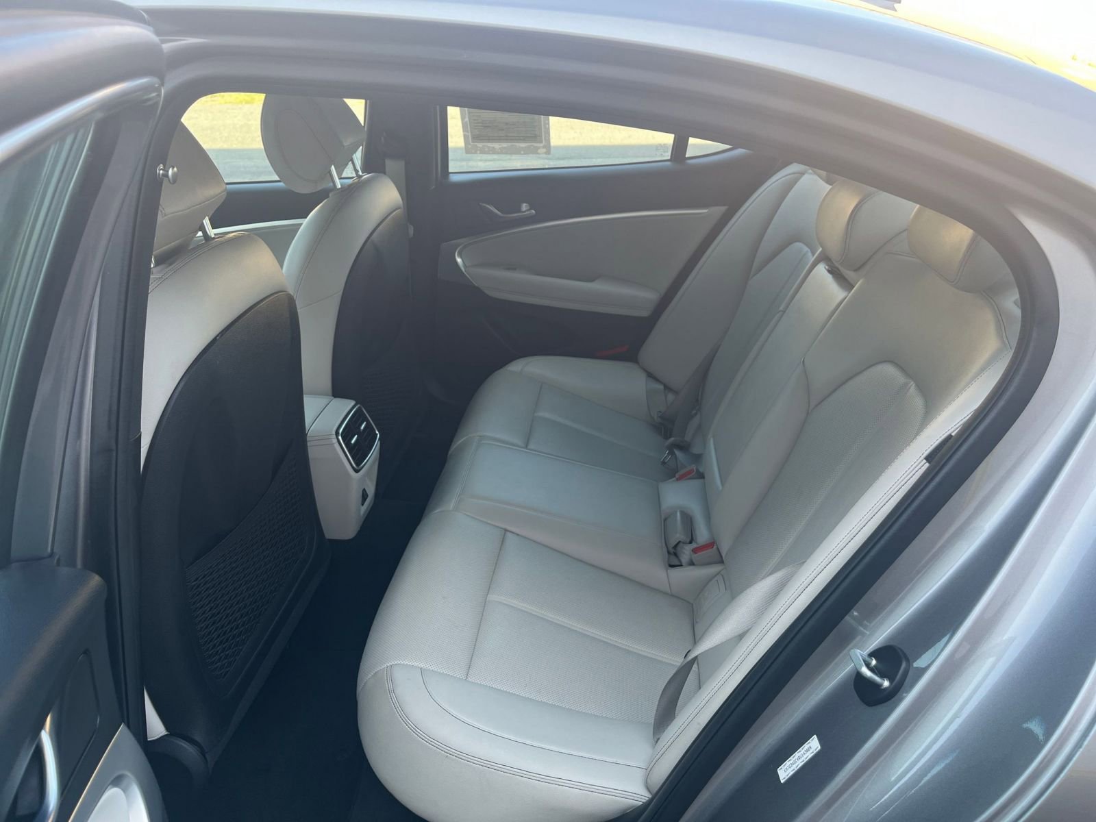 Thumbnail: 2024 Genesis G70 - 25