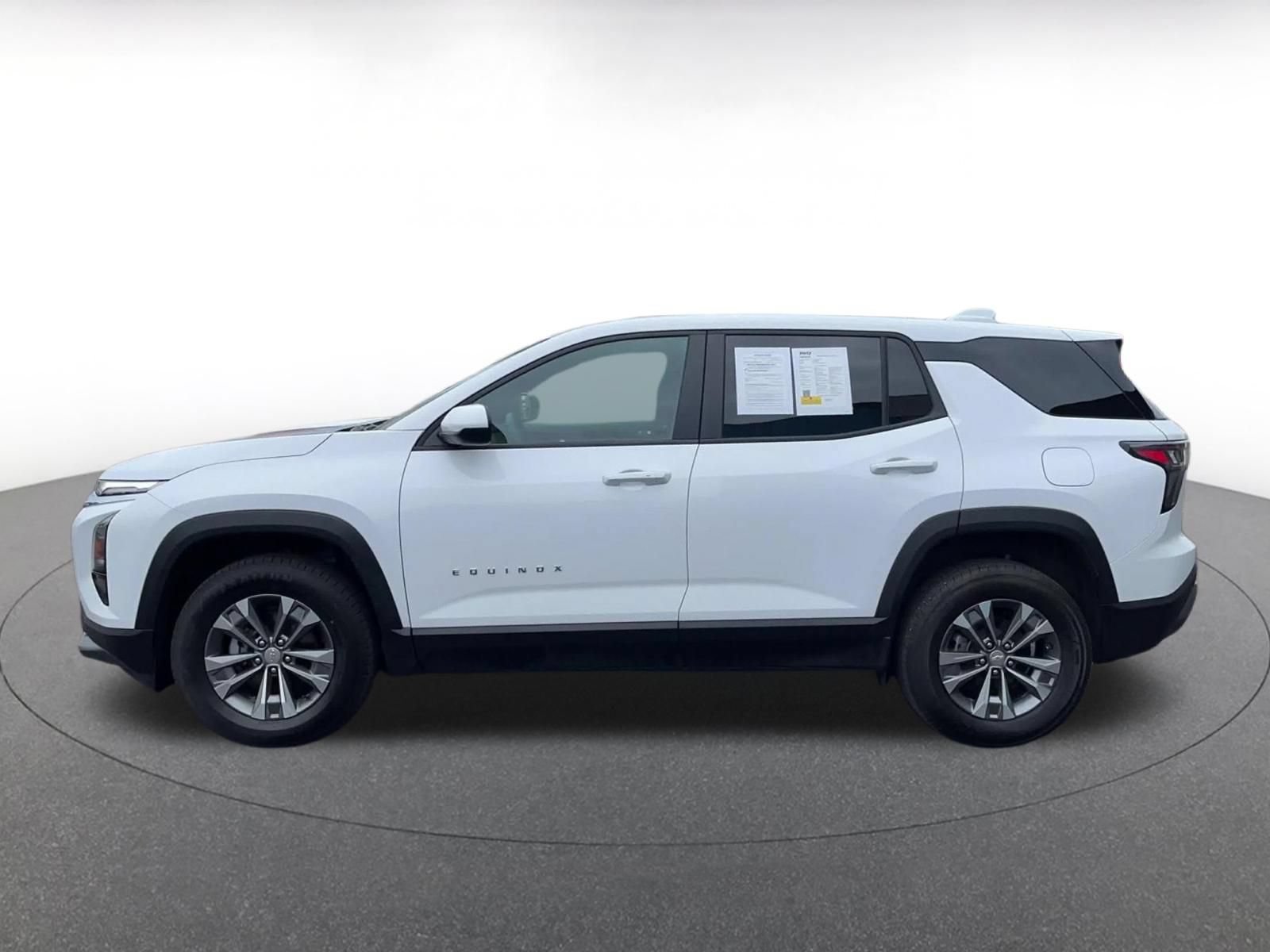 Thumbnail: 2025 Chevrolet Equinox - 9