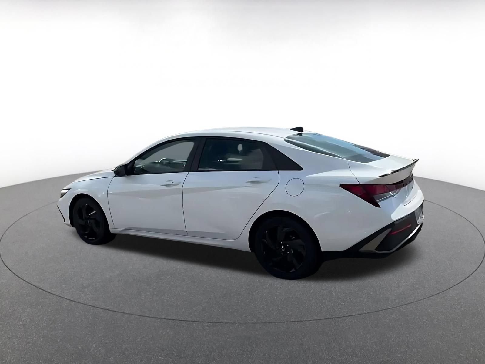 Thumbnail: 2026 Hyundai Elantra - 13