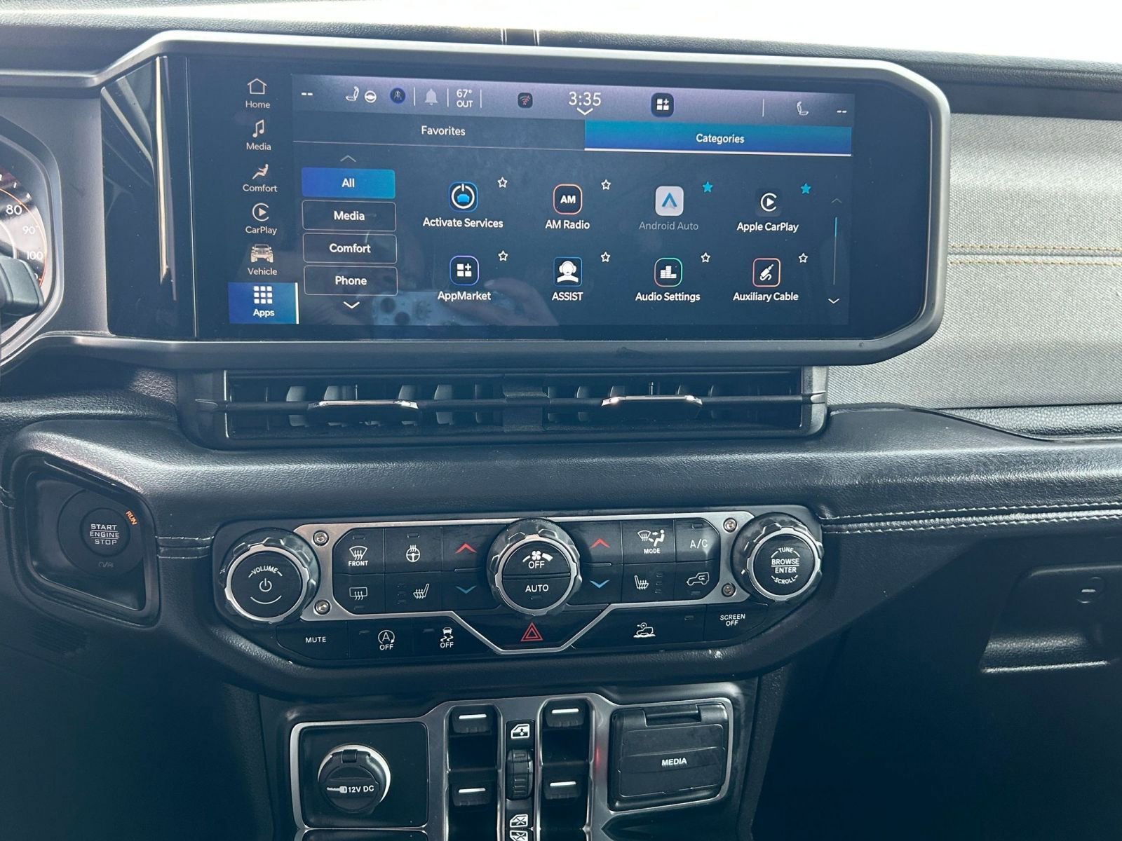 Thumbnail: 2025 Jeep Wrangler - 17