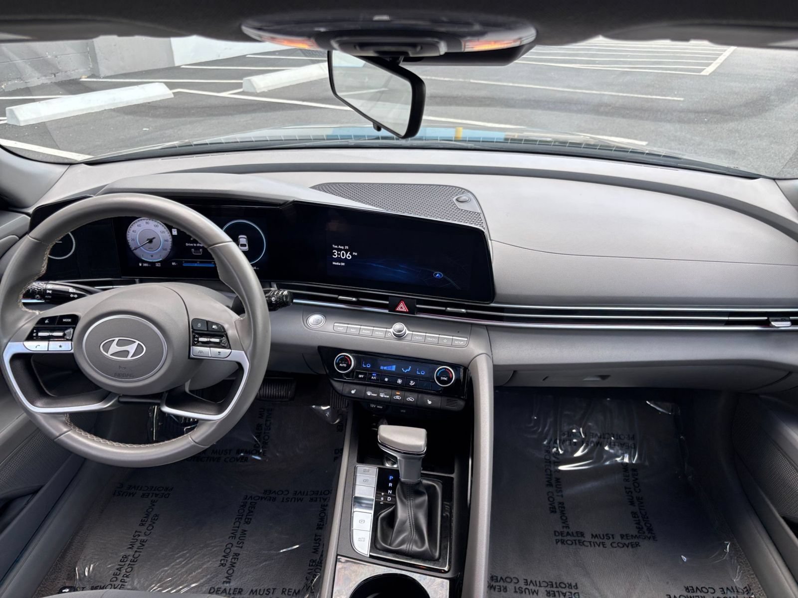 Thumbnail: 2025 Hyundai Elantra - 30