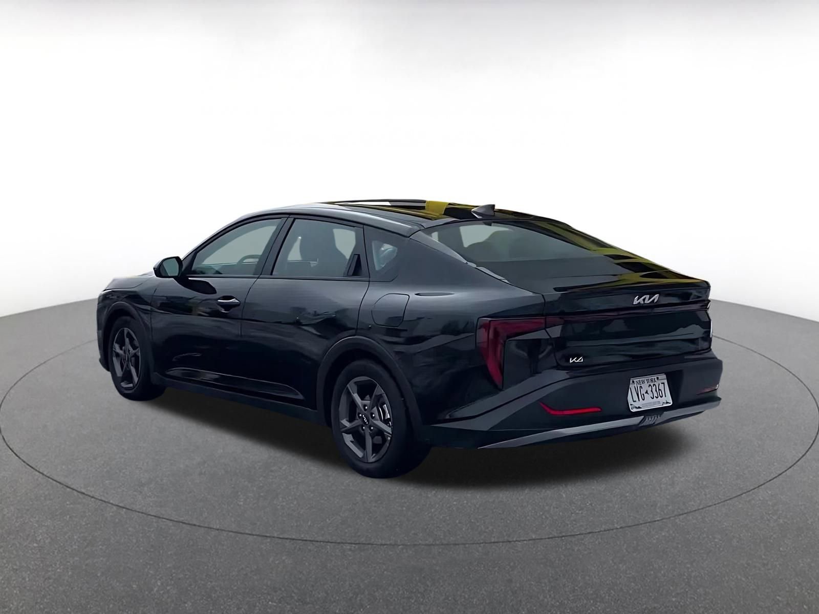 Thumbnail: 2025 Kia K4 - 10