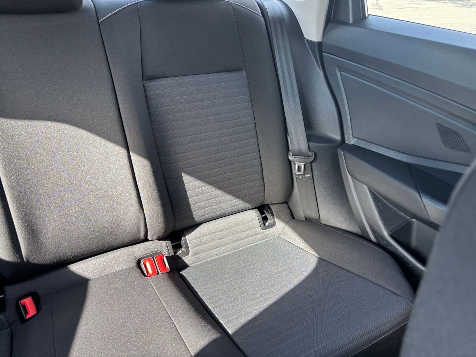 Thumbnail: 2024 Volkswagen Jetta - 33