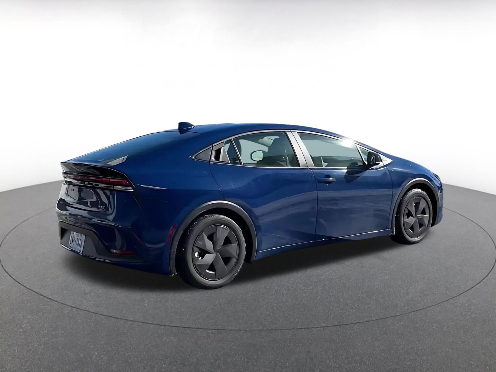 Thumbnail: 2025 Toyota Prius - 15