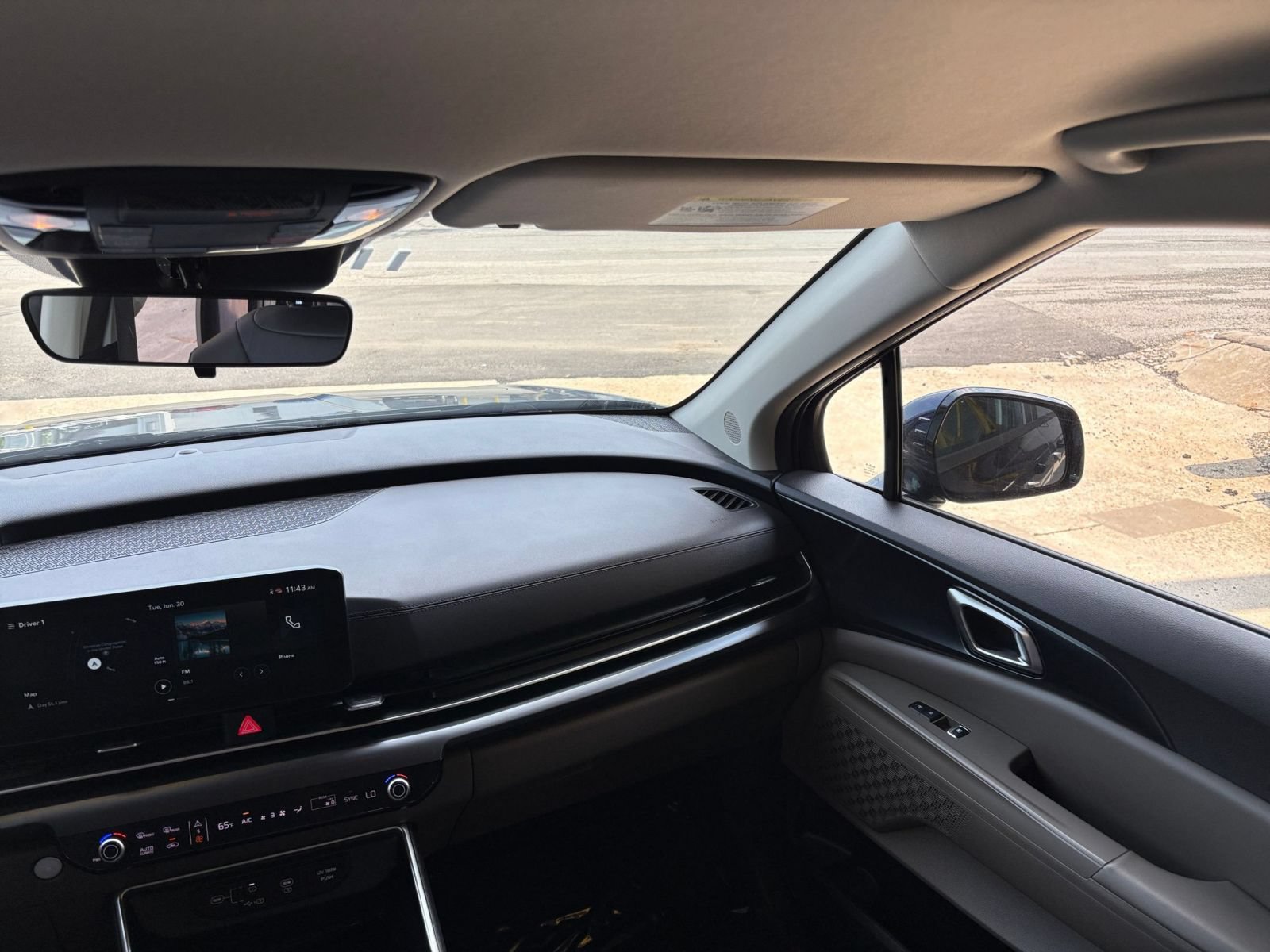 Thumbnail: 2026 Kia Carnival - 33