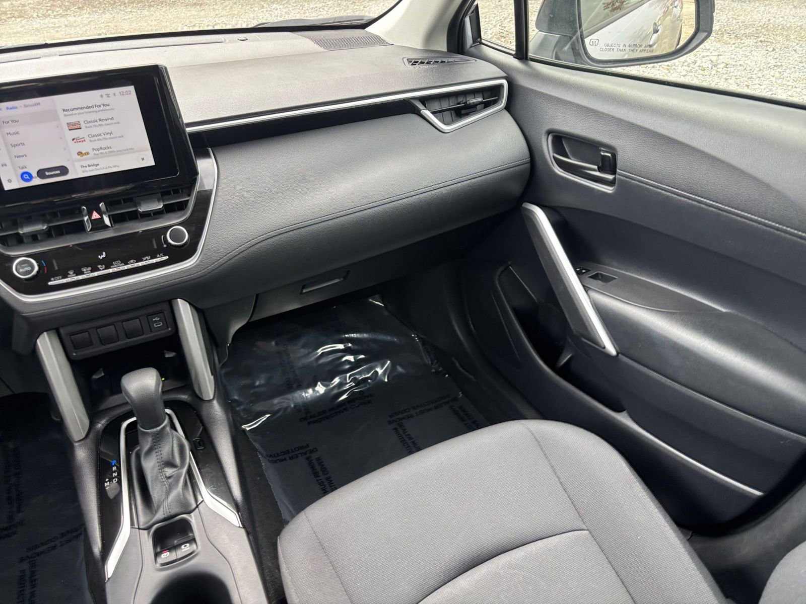 Thumbnail: 2025 Toyota Corolla Cross - 31