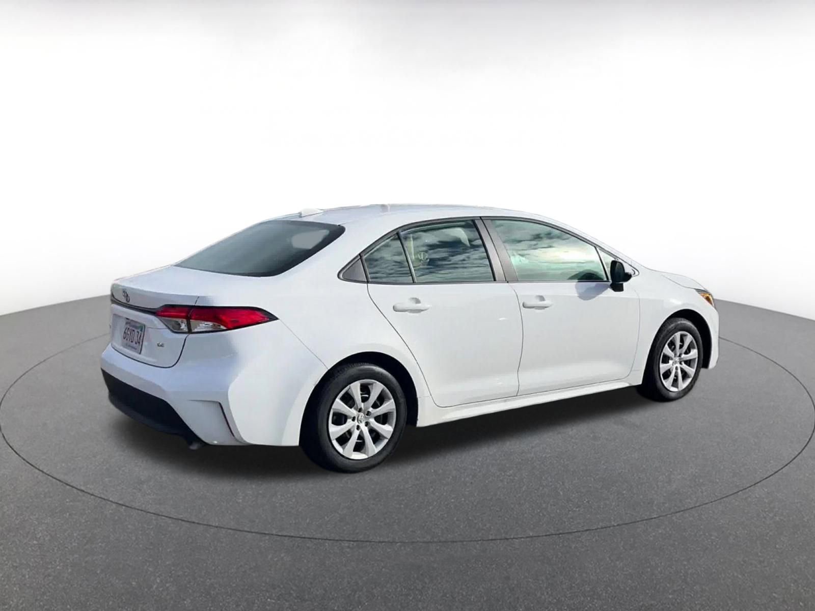 Thumbnail: 2025 Toyota Corolla - 15