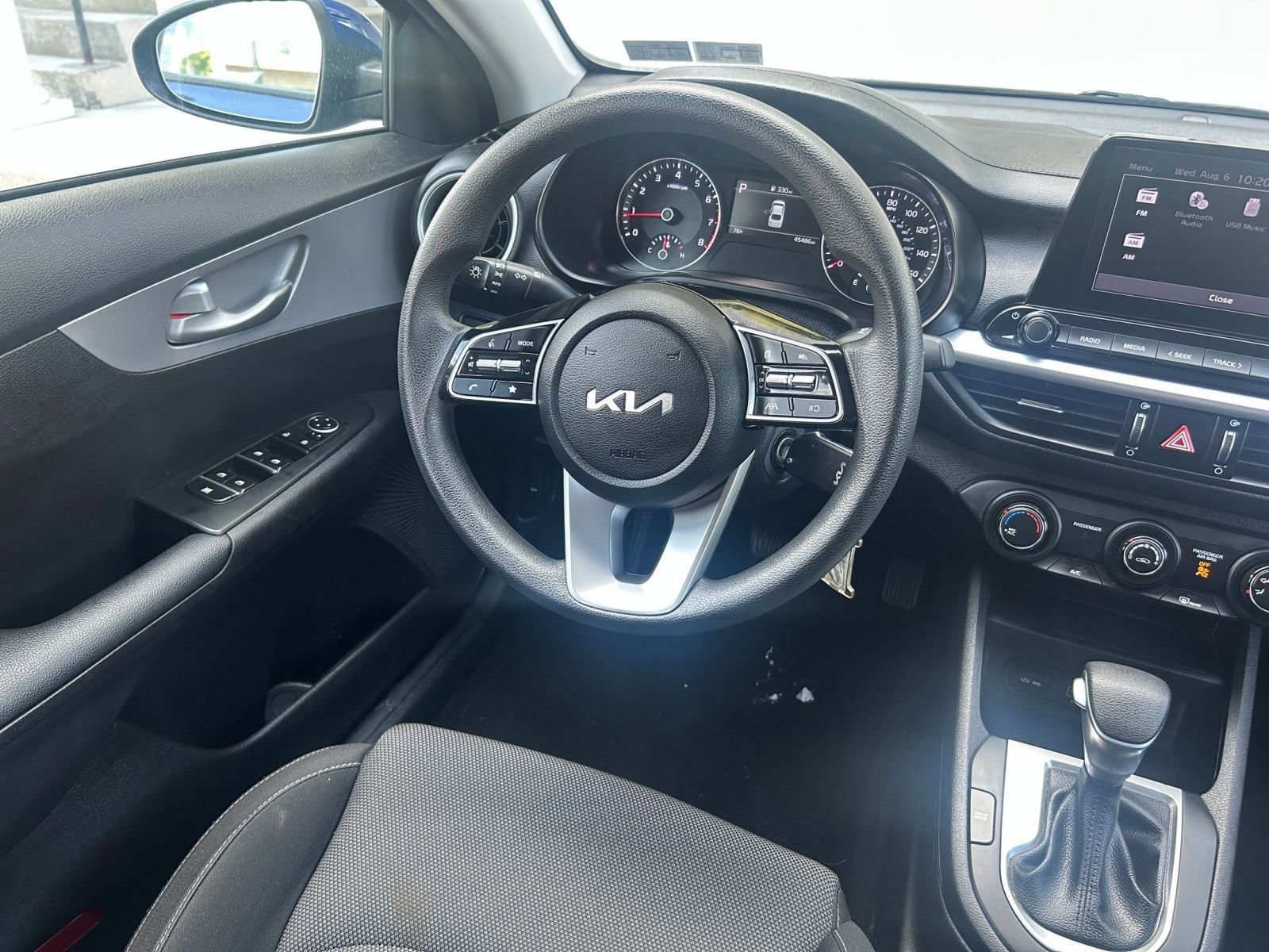 Thumbnail: 2023 Kia Forte - 32