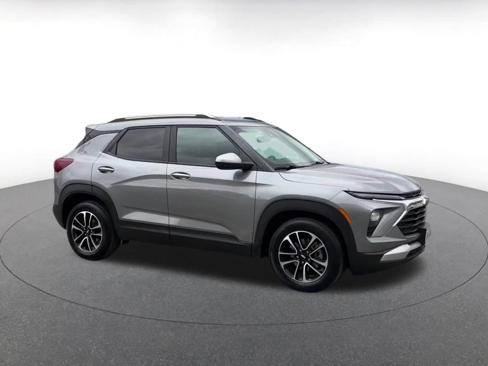 Thumbnail: 2025 Chevrolet TrailBlazer - 2