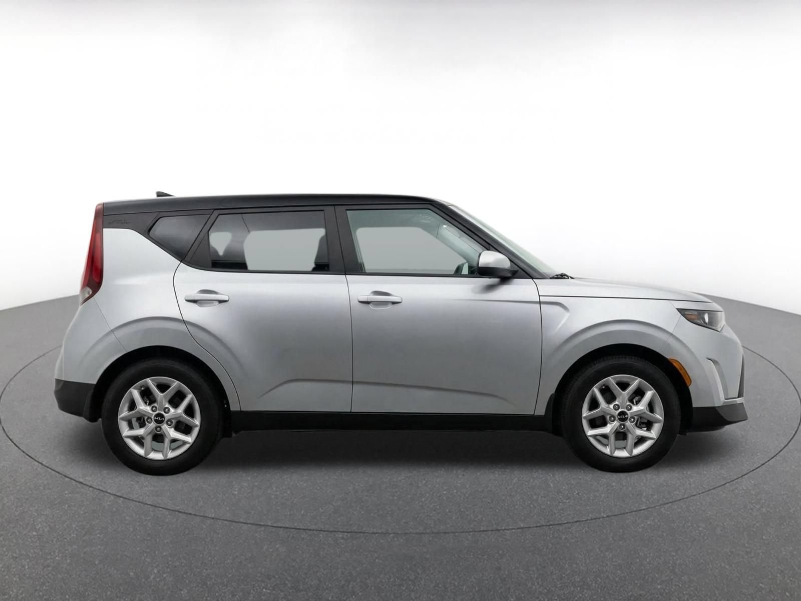 Thumbnail: 2025 Kia Soul - 10