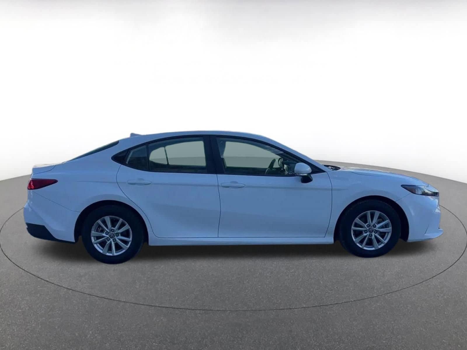 Thumbnail: 2025 Toyota Camry - 16