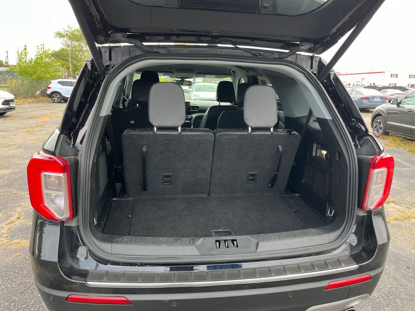 Thumbnail: 2024 Ford Explorer - 28