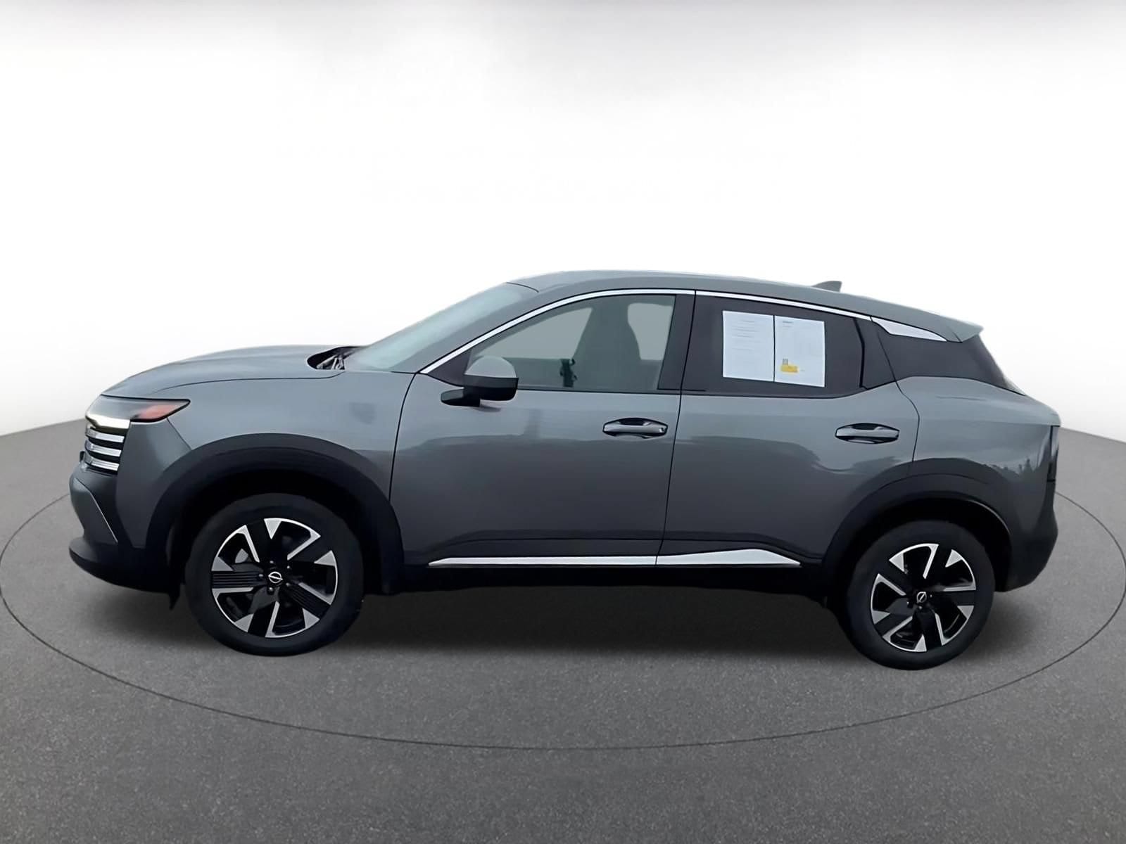 Thumbnail: 2025 Nissan Kicks - 10