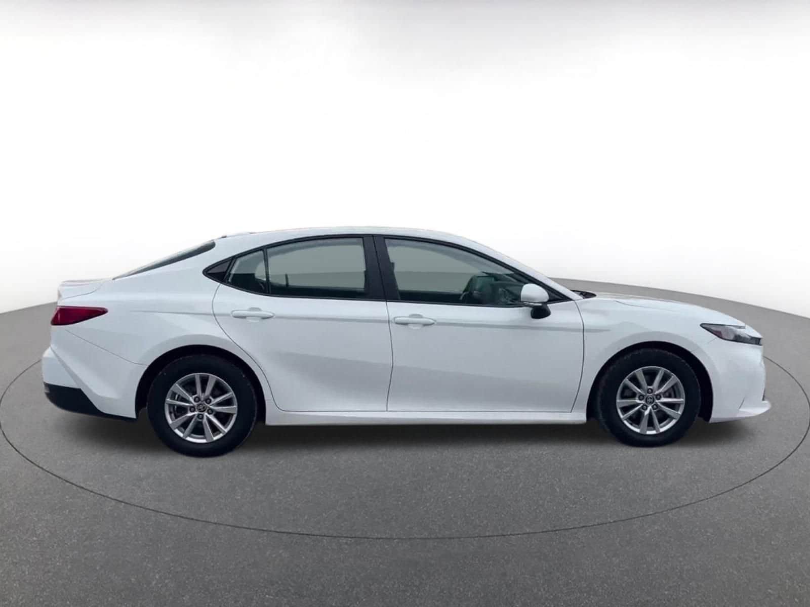 Thumbnail: 2025 Toyota Camry - 16