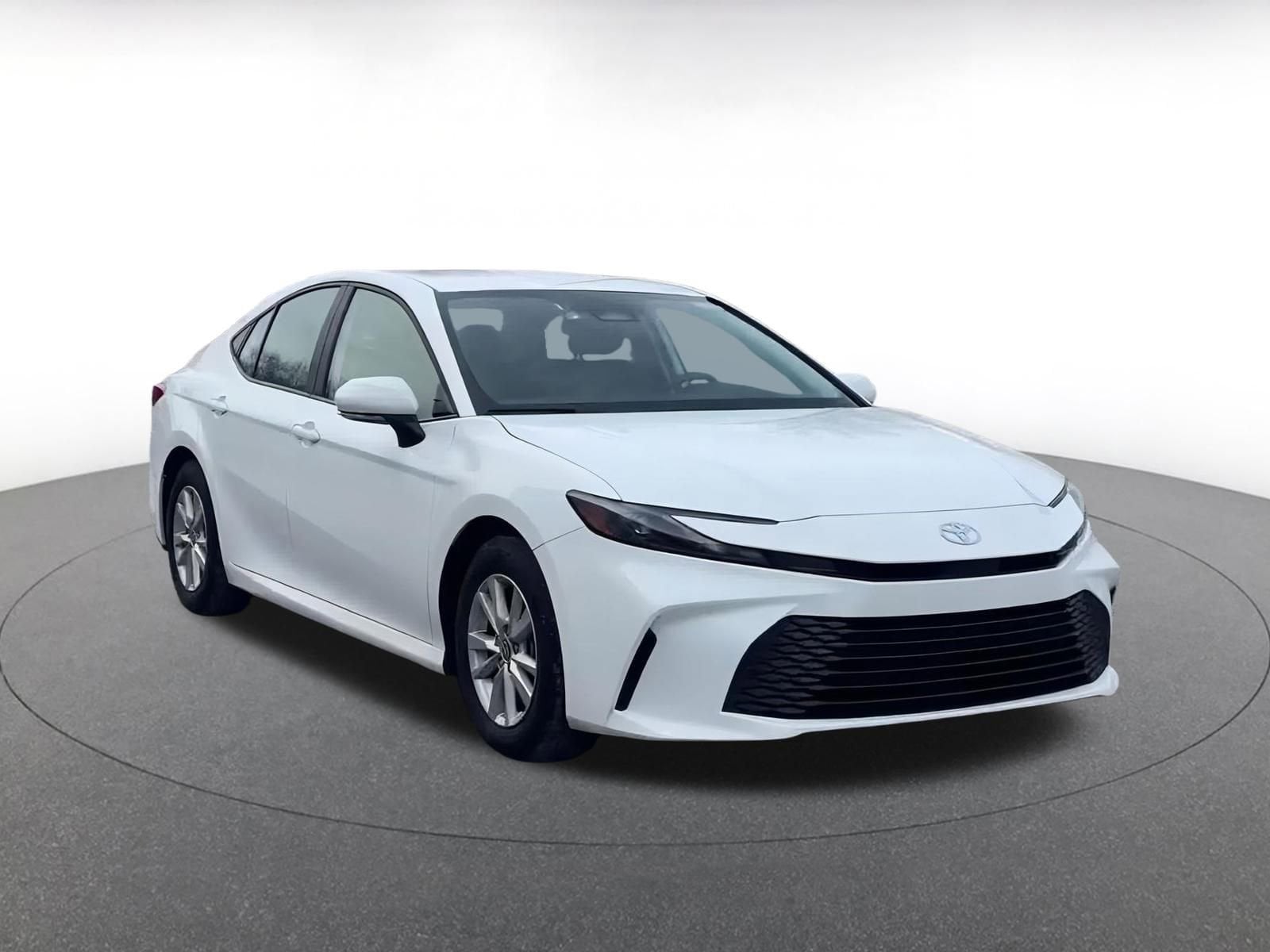 Thumbnail: 2025 Toyota Camry - 3