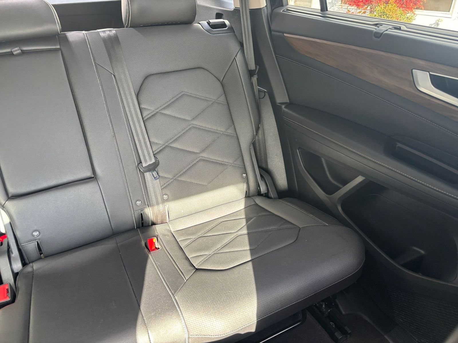 Thumbnail: 2025 Volkswagen Atlas - 35