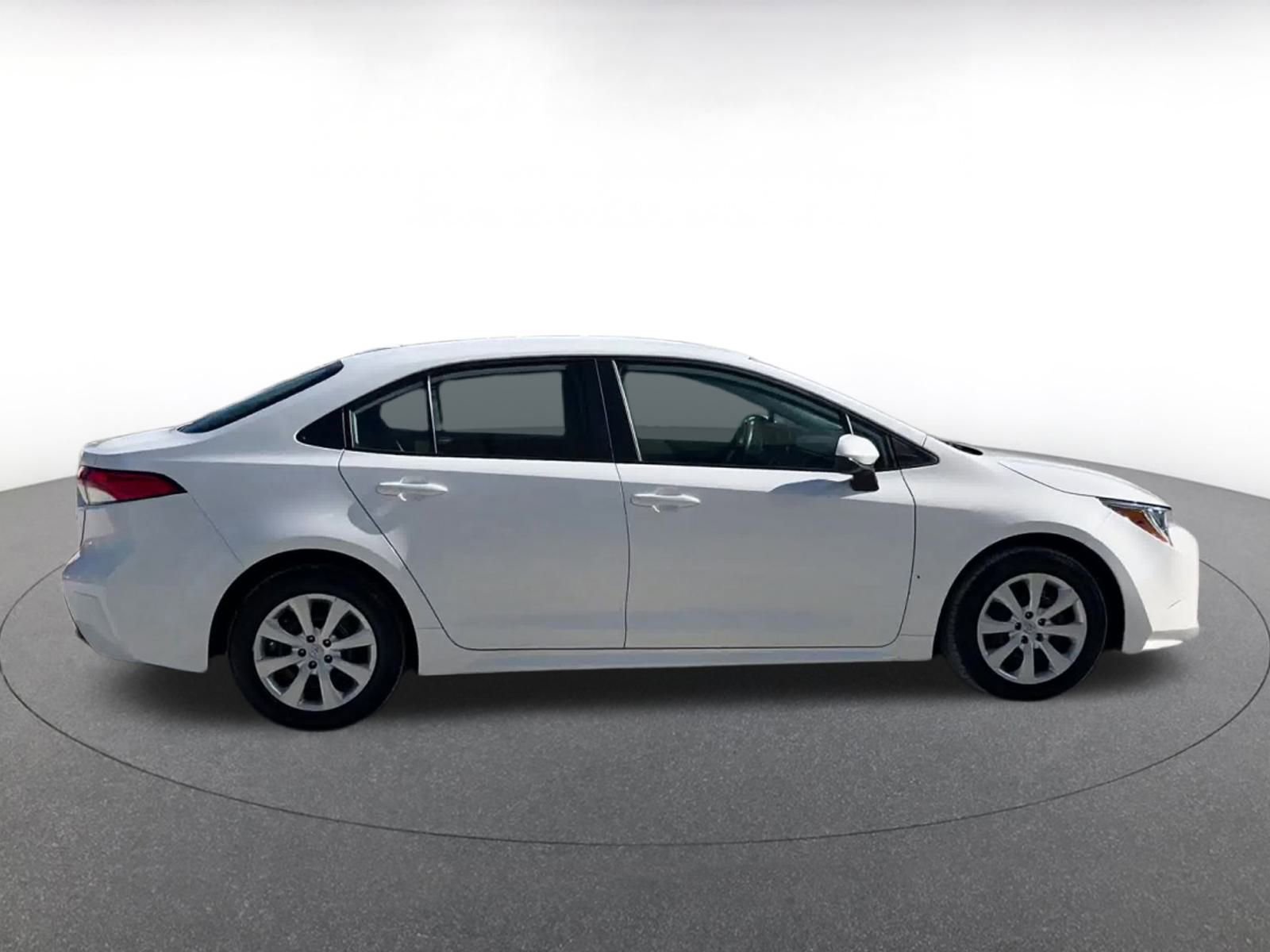 Thumbnail: 2024 Toyota Corolla - 16