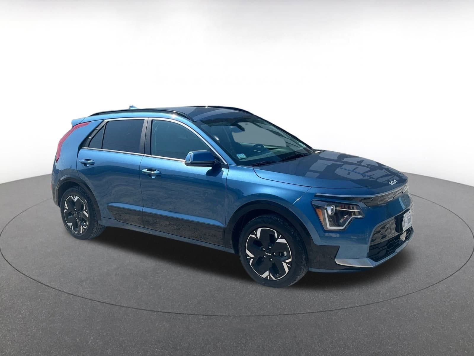 Thumbnail: 2023 Kia Niro - 1