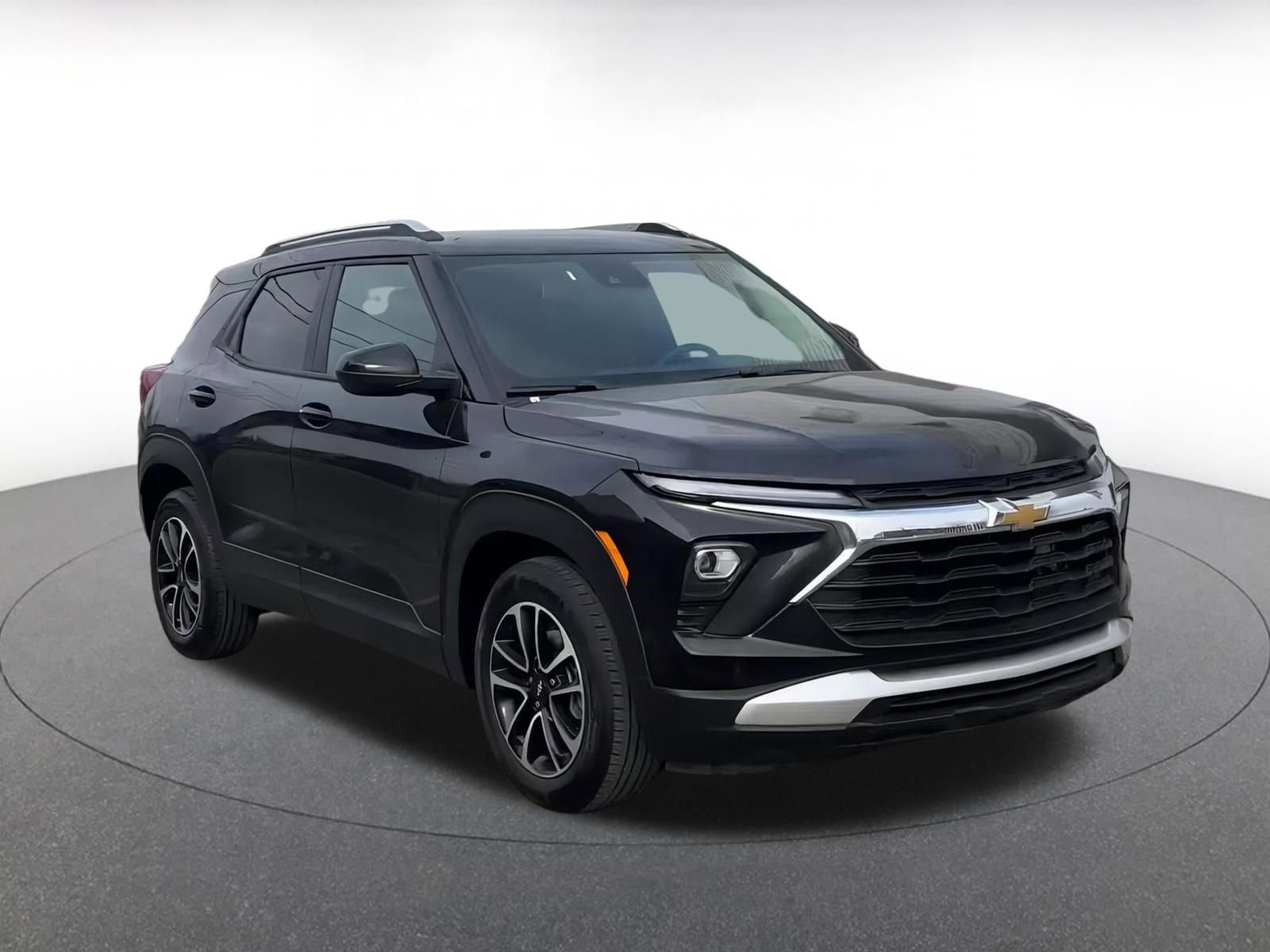 Thumbnail: 2025 Chevrolet TrailBlazer - 3