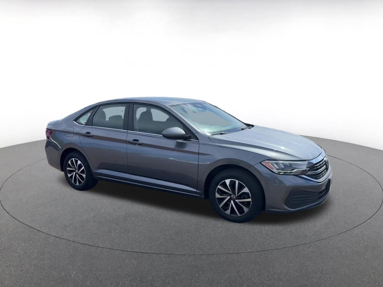 Thumbnail: 2024 Volkswagen Jetta - 2