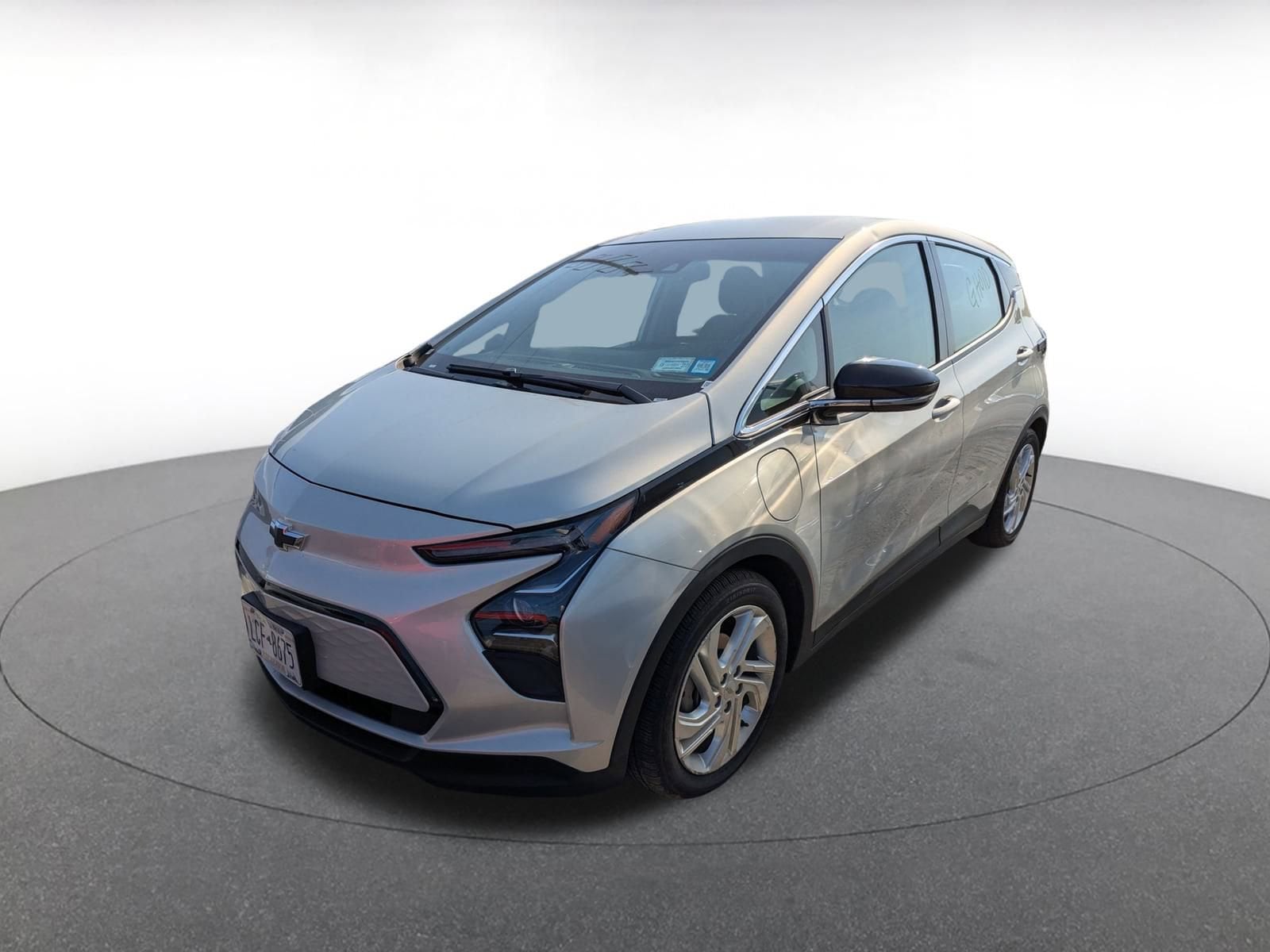 Thumbnail: 2023 Chevrolet Bolt EV - 3