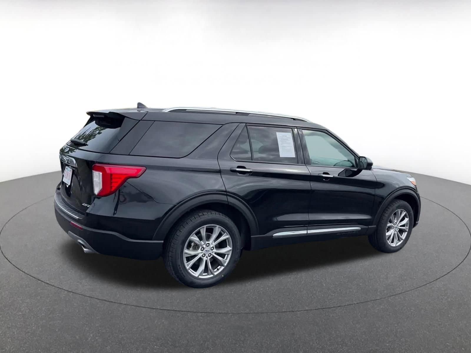 Thumbnail: 2024 Ford Explorer - 15