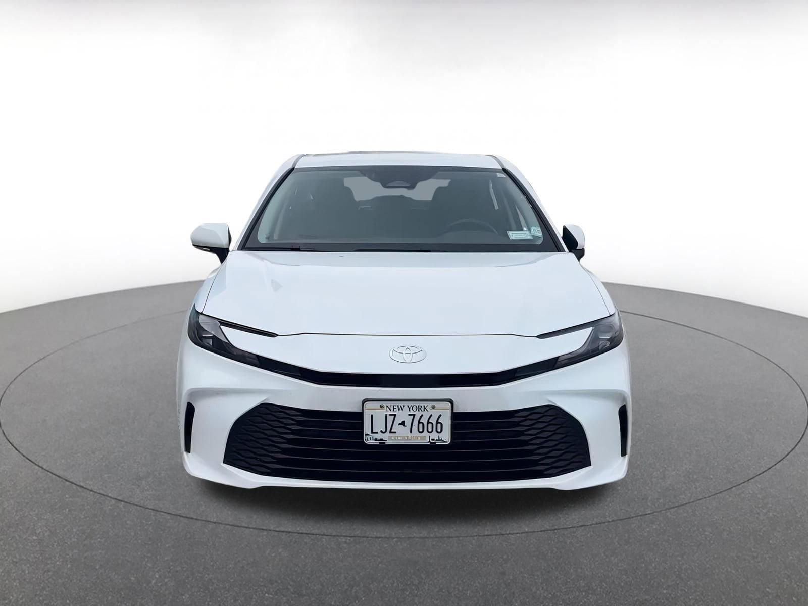 Thumbnail: 2025 Toyota Camry - 4