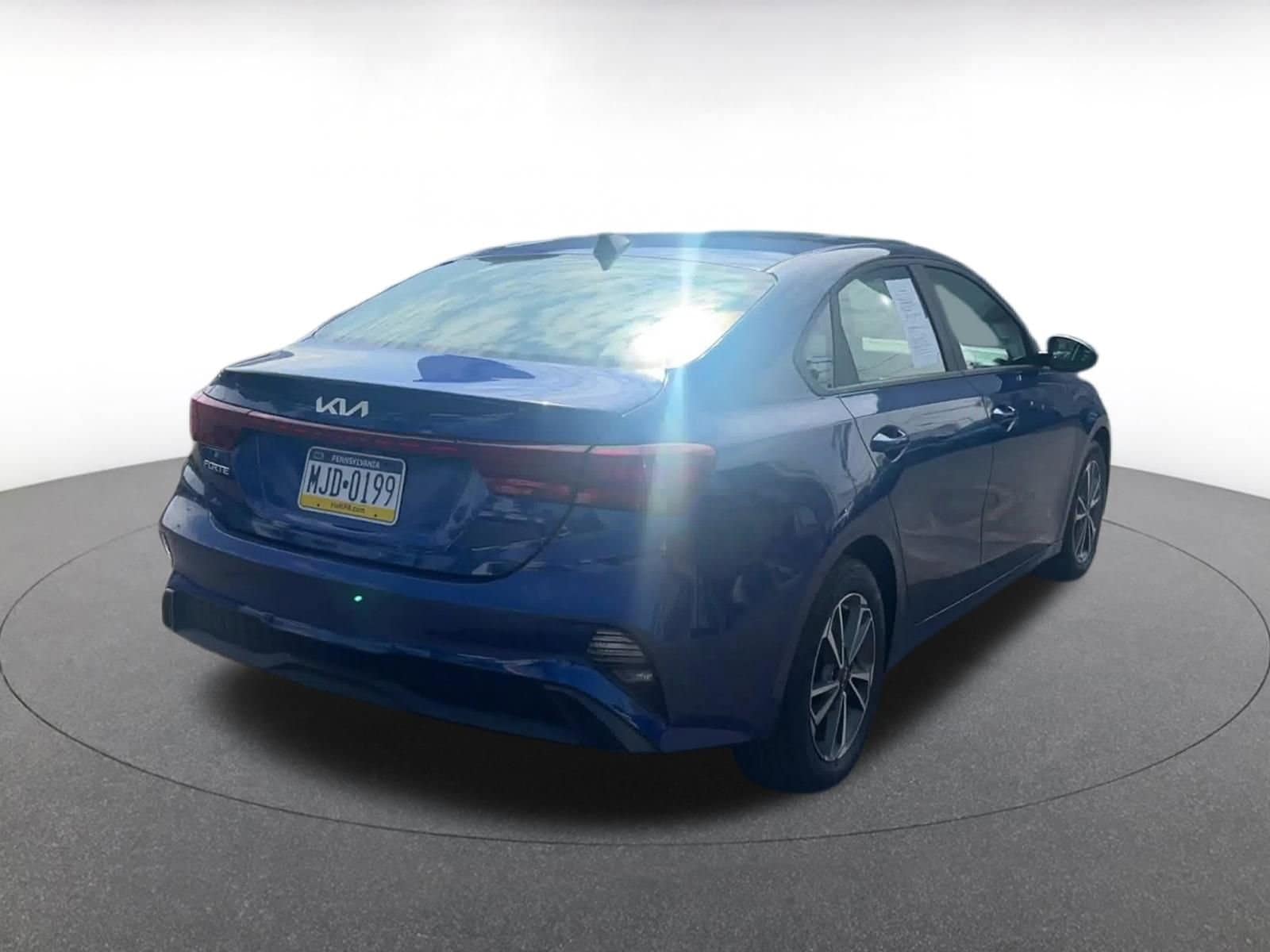 Thumbnail: 2023 Kia Forte - 14