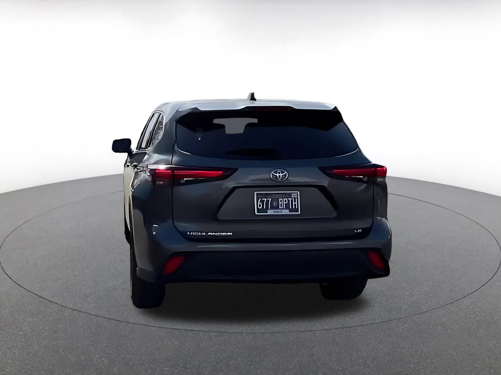 Thumbnail: 2025 Toyota Highlander - 12