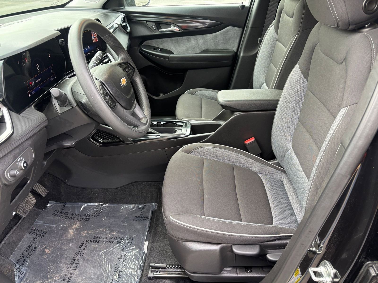 Thumbnail: 2025 Chevrolet TrailBlazer - 21