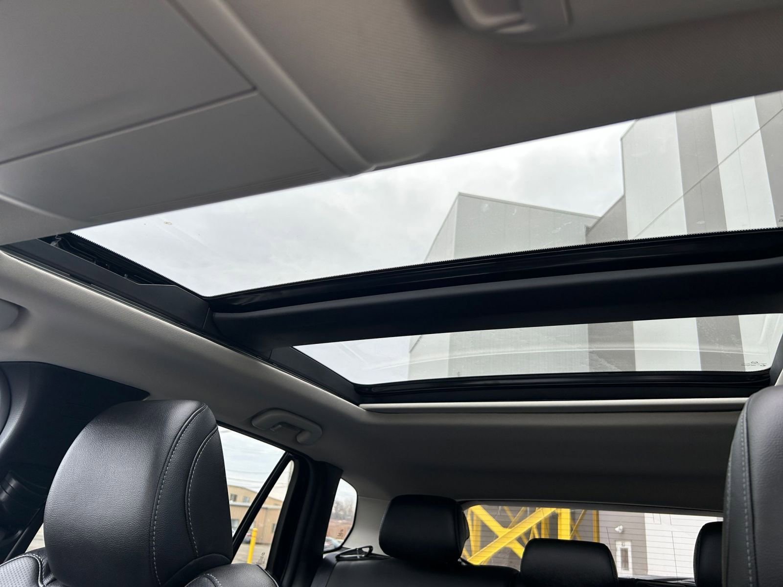 Thumbnail: 2025 Mazda CX-50 - 29