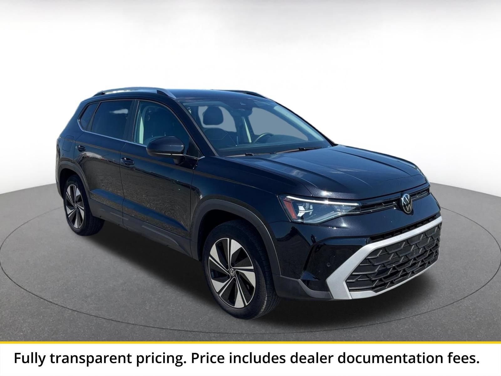 Thumbnail: 2025 Volkswagen Taos - 1