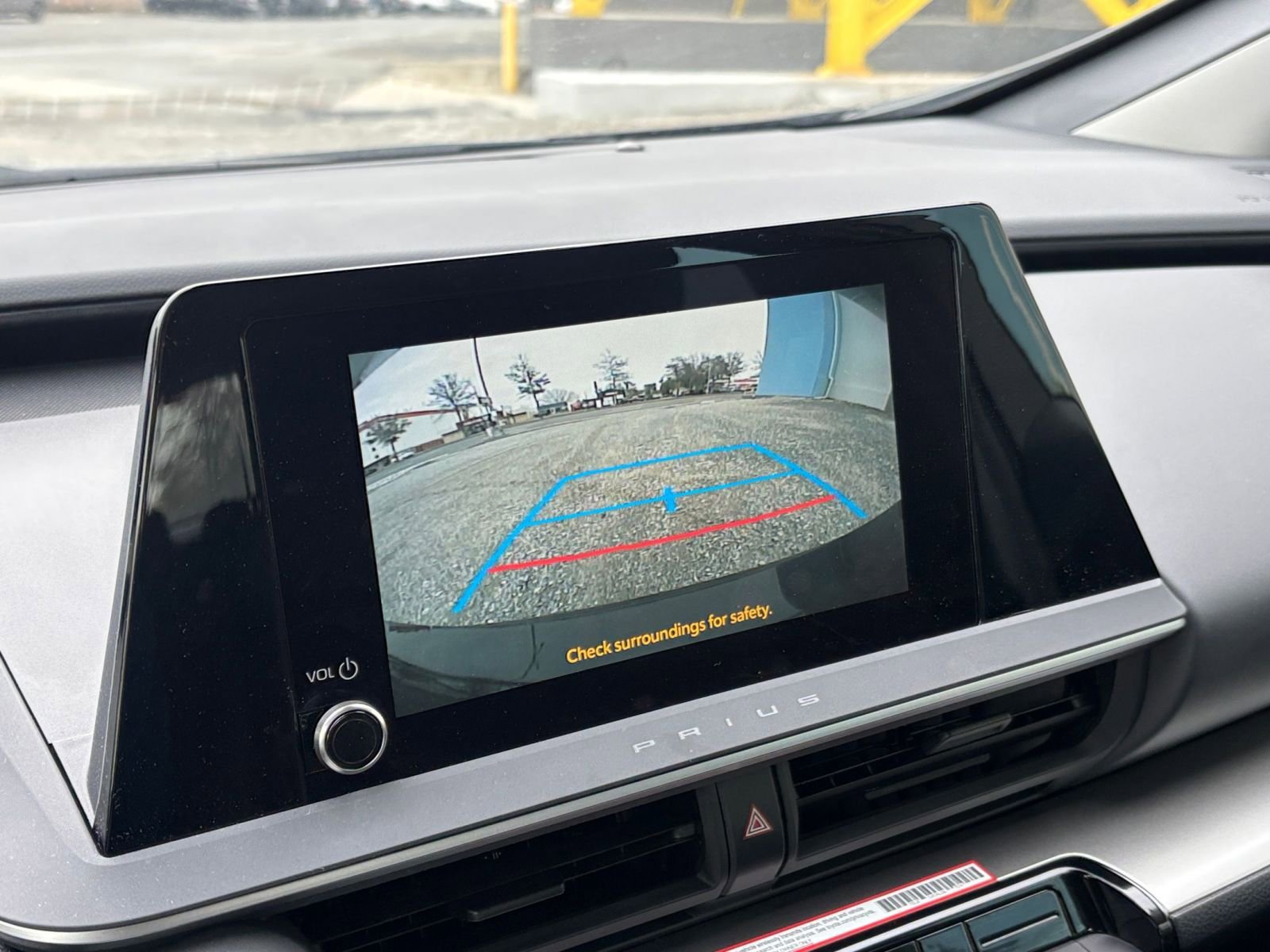 Thumbnail: 2025 Toyota Prius - 17