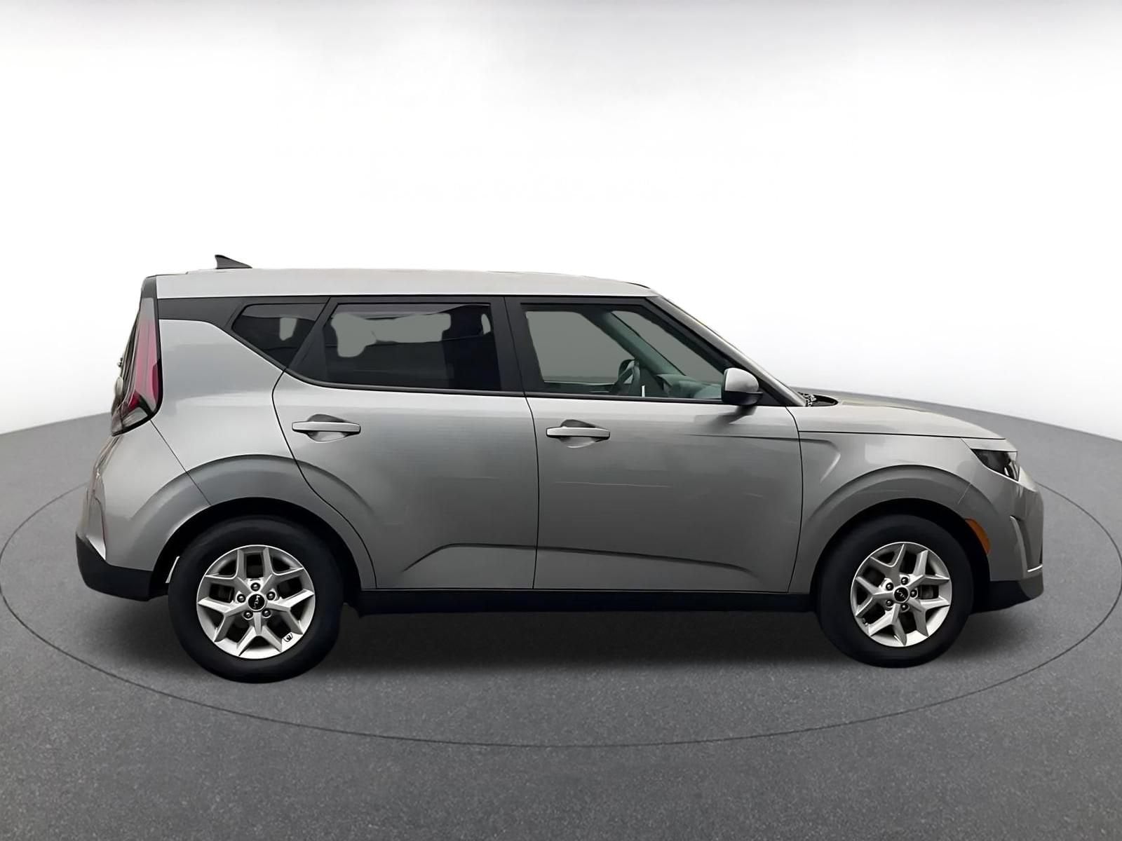 Thumbnail: 2025 Kia Soul - 13