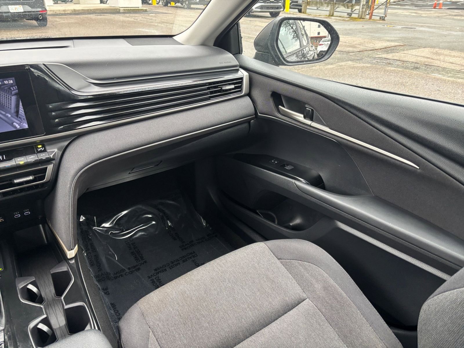 Thumbnail: 2025 Toyota Camry - 31