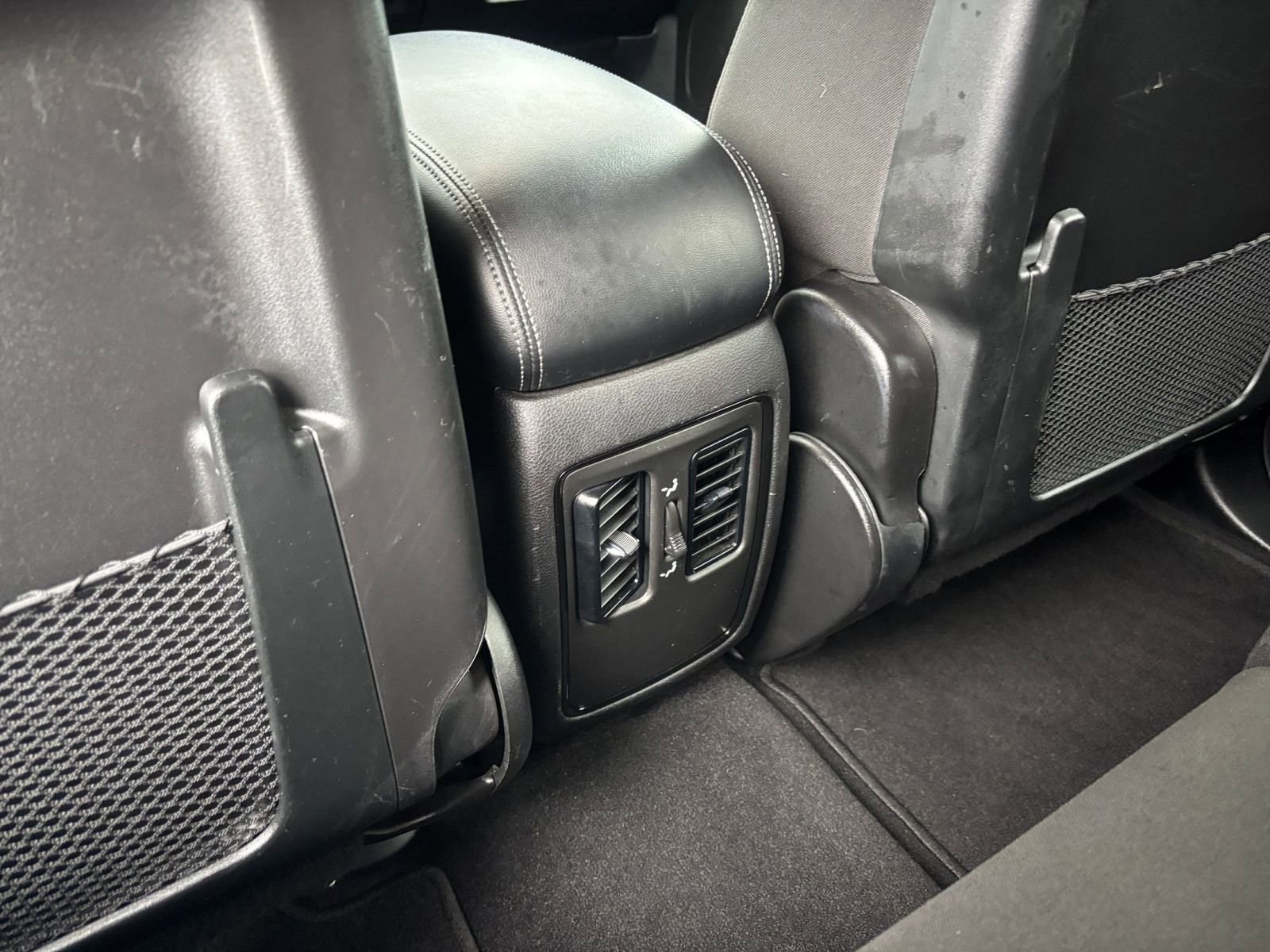 Thumbnail: 2023 Dodge Durango - 23