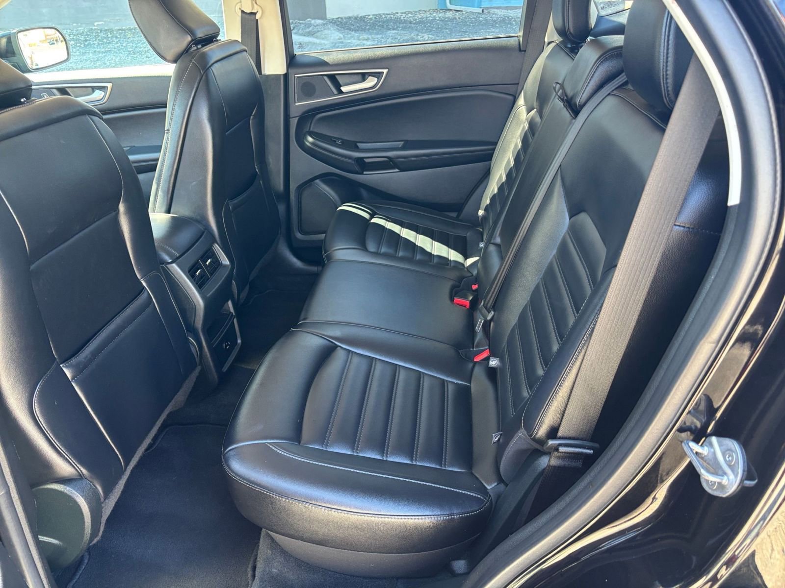 Thumbnail: 2022 Ford Edge - 22