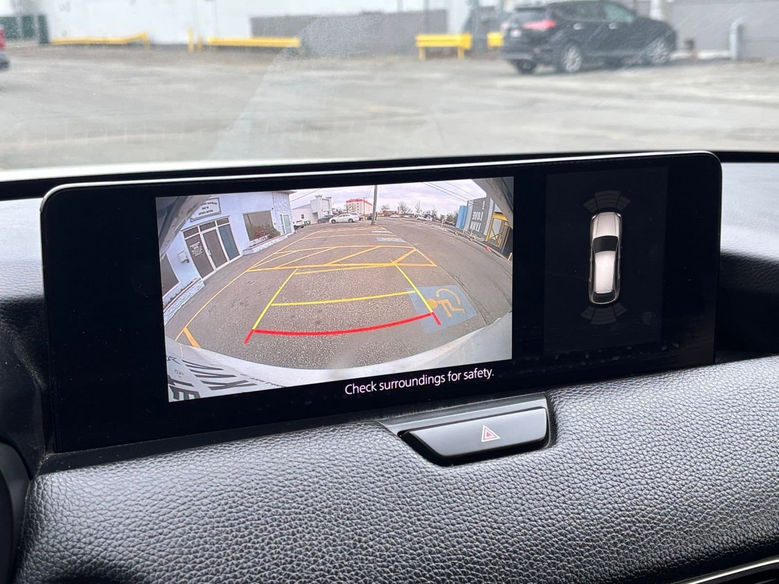 Thumbnail: 2025 Mazda CX-70 - 17